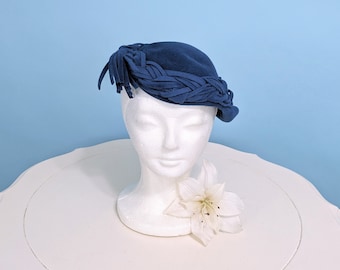 Vintage 1950s Blue Felted Fascinator Hat, Elegant Vintage 50s Tilt Half Hat