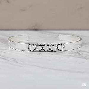 Sterling Silver Heart Bangle: 925 Silver Jewelry