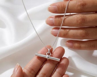 Ciondolo a T in argento sterling: collana a catena antica minimalista fatta a mano a Birmingham