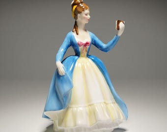 Royal Doulton Figurine Leading Lady HN 2269-ca. 1964
