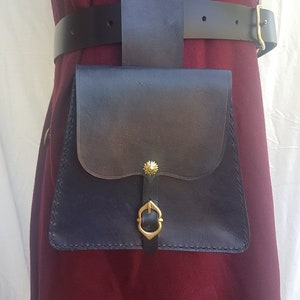 Handsewn Medieval Belt Pouch for Living History, Reenactment & Cosplay, Custom Made to Order