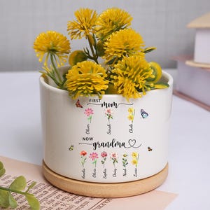 Cache-pot en céramique personnalisé avec fleur de naissance, pot de fleur en céramique personnalisé pour maman, cadeau pour maman, pot de fleur pour maman, cadeau pour maman et grand-mère