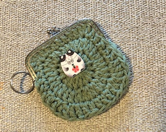 Coin Purse Green Crocheted Kiss Closure Coin Purse Gift for Mom Gift For Her Gift Card Holder Gift Holder Purse