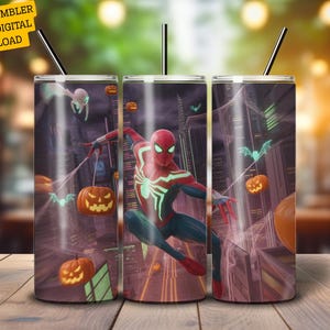 Puede incluir: Un dise&ntilde;o de vaso de 20 oz con tem&aacute;tica de Halloween que presenta a Spider-Man. El dise&ntilde;o incluye calabazas, murci&eacute;lagos y un paisaje urbano. El vaso tiene el texto "20 OZ TUMBLER WRAP DIGITAL DOWNLOAD".