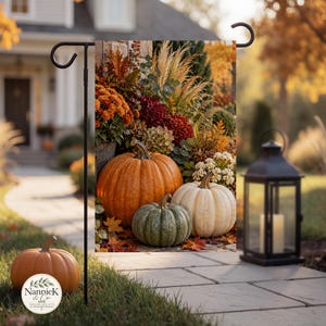 Fall Garden Flag, Pumpkin Garden Flag, Autumn Porch Decor, Harvest Flag, Floral Pumpkin, Thanksgiving Yard Decor, Rustic Farmhouse