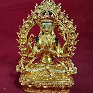 Statue de Chenrezig en plaqué or : sculpture bouddhique tibétaine en cuivre