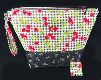 Knitting Large Zippered Wedge Project Bag - "Farm Fresh Cherries" w/detachable handle! (V)