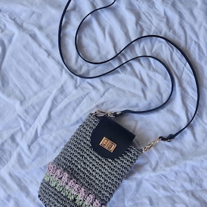 Handmade crocheted floral shoulder bag – grey, purple & green
