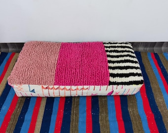 Handgemachter marokkanischer Woll-Sitzpouf, Kelim Bodenkissen, Ungefüttert