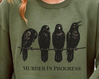 Bluza z kapturem Murder of Crows | Zabawny gotycki okrągły dekolt z krukiem, przytulny żart słowny na Halloween, unisexowy krój vintage, prezent z krukiem z Dark Academia