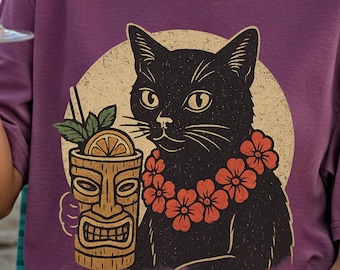 Letnia koszula Tiki Black Cat | Koszulka plażowa Comfort Colors Black Cat, top z grafiką Summerween, luźny krój unisex