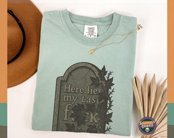 Camiseta Last Fck Tombstone | Camiseta gótica engraçada Comfort Colors, camiseta gráfica com humor negro assustador, caimento relaxado unissex