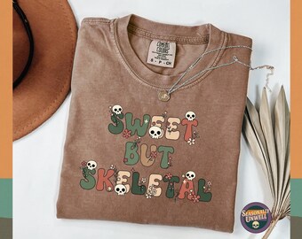 Camiseta de esqueleto dulce / Camiseta unisex gótica floral de colores cómodos, suave, relajada y con estilo pastel para mujer, camiseta de algodón estilo retro, divertida y cuadrada para Halloween.