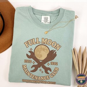 Werwolf-Shirt des Full Moon Maintenance Club | Comfort Colors Halloween-Mechaniker-T-Shirt, Mondphasen-Werkstatt-Nachttop, Unisex-Passform