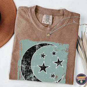 Camiseta de luna creciente / Camiseta de algodón con estampado grunge, colores cómodos y minimalista, hilada en anillo, para mujer, suave, unisex, con estampado celestial otoñal.