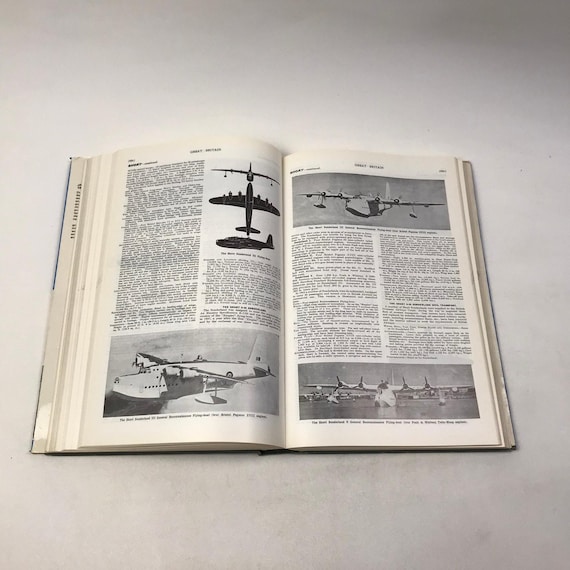 Janes All the Worlds Aircraft 1945-6 and 1985-86 Aviation Military