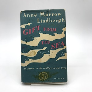 Gift From The Sea Hardcover Book Biography by Anne Morrow Lindbergh 1955