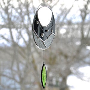 Vitrail lune,Vitrail,Mobile de verre,Mobile lune,Attrape soleil,Capteur de lumière,Capteur de rêves,Constellations,Décor noir et blanc Bild 3