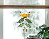 Stained glass Flower,Yellow Flower Suncatcher,Glass plant,Cactus decor,Succulent decor,Mother's day gift,Garden gift,Spring decor,Art mobile