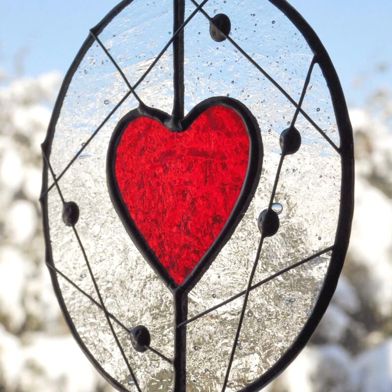 Vitrail Coeur et Constellations, Attrape soleil, Cadeau Fêtes des Mères, Cadeau Saint-Valentin, Mobile de verre image 4