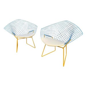 Pair of Vintage Mid Century Modern &quot;Diamond&quot; Chairs By Bertoia For Knoll