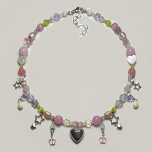 celestea halskette, handgemachte perlenkette, y2k, fairycore, coquette, trendy, Stern, herz, perlen, Mismatch 90s, geschenkidee