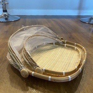 Foldable Bamboo Food Cover Tray – Handwoven Serving Basket with Mesh Dome