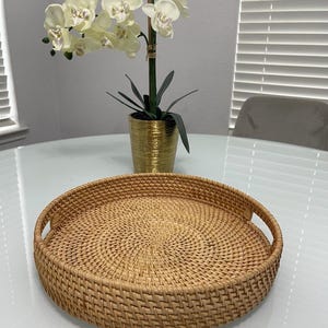 Vassoio in rattan fatto a mano – Cestino intrecciato naturale
