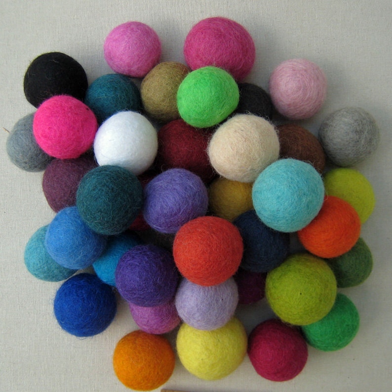Pompons en feutre de laine de 1,5 cm jusqu'à 250 Couleurs et quantité au choix image 2