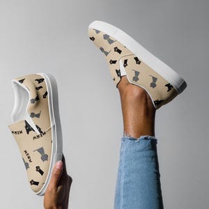 Very Cute Cats Women Walking Shoes Slip on Fashion Sneakers Casual Canvas Sneakers for Comfortable Flats Low Top Shoes for Back-to-School