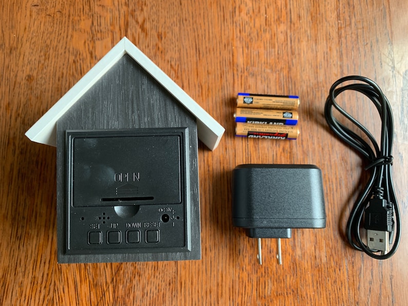 Hausclock Bird House Digital Alarm Clock - Thumbnail 2