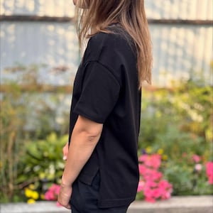 Basic T-Shirt – Soft Cotton Relaxed Fit Tee – Minimalist Plain Shirt for Women