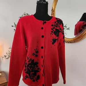 Vintage Tiara International Red Floral Embroidered Cardigan – Early 2000s Statement Knit