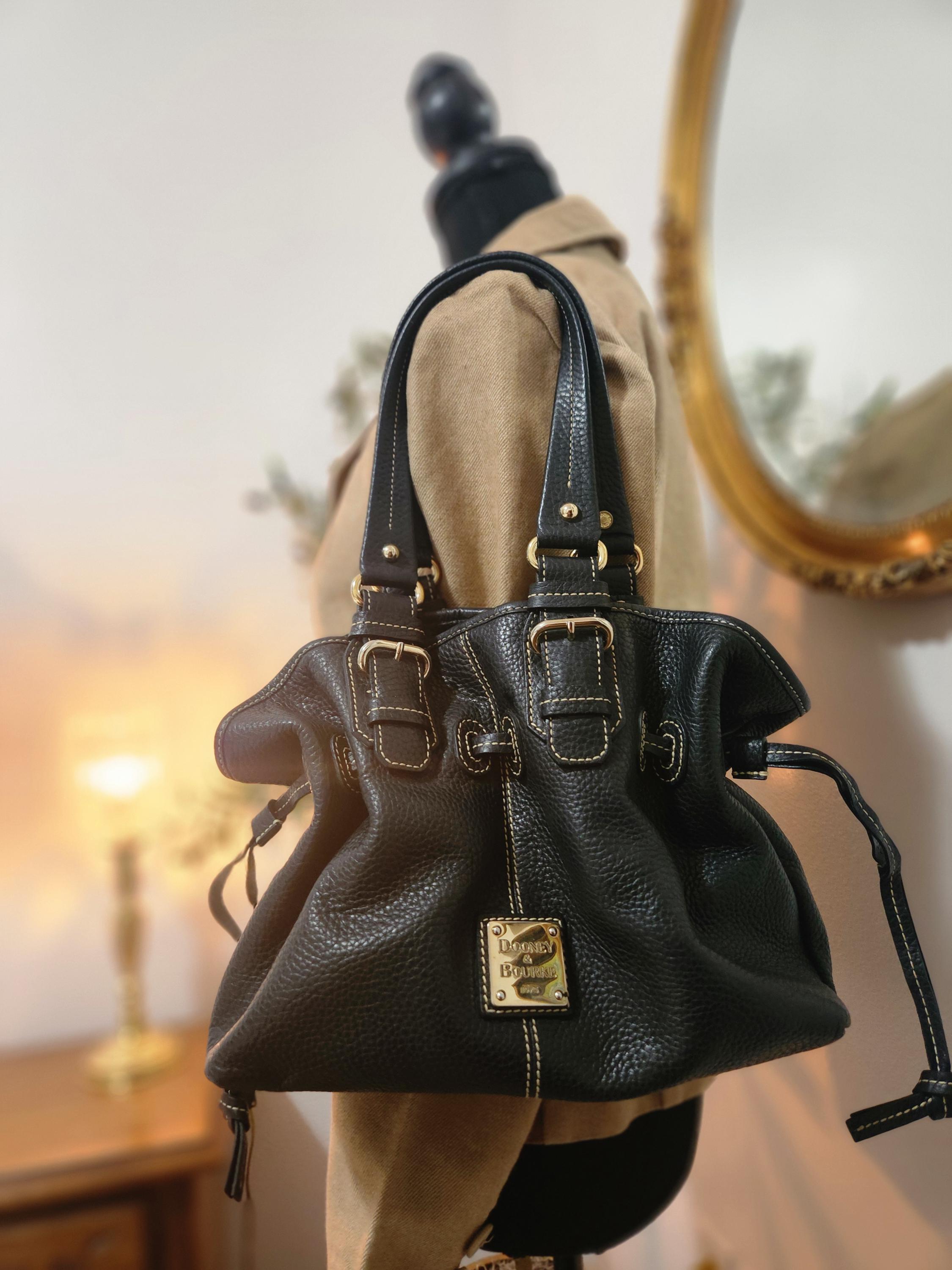 美品 DOONEY&BOURKE ハンドバッグ サッチェルバッグ NWT Dooney & Bourke Florentine Small Stanwich Satchel 8M274 NA