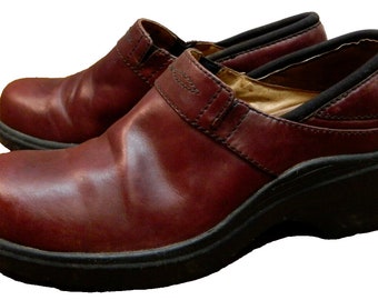 Ariat Womens Santa Cruz Clogs Shoe 93907 Burgundy Leather Round Toe Slip On Sz 8