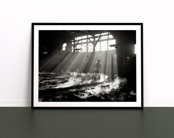 Wartime Foundry Worker Photo, Linnton Oregon, Archival Print from original 1942 Negative, Vintage Factory Image, Steelworker