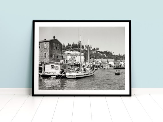24x36 Giclee Gallery Print, Wall Decor Travel Poster Oregon Waterfront View of Fishing Boats Photograph Newport 