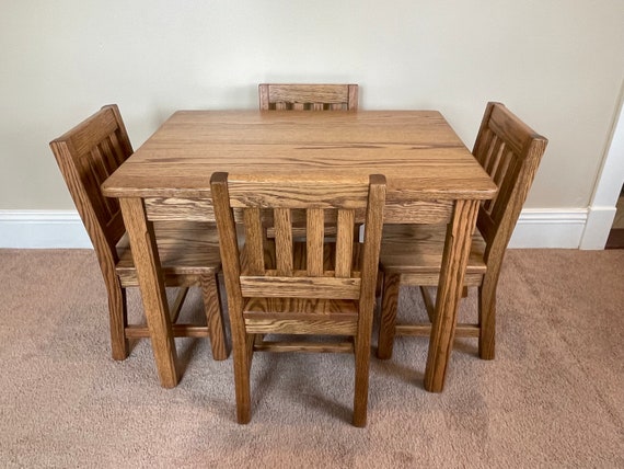 Child Table 22h 4 Chairs 12 Seat Dark Oak Toddler Table and