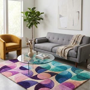 Hand Tufted 100% New Zealand Wool Area Rug: Pink, Overlapping Circular Pattern Rug