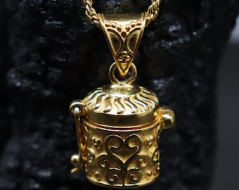 Colgante de medallón chapado en oro de 18 quilates: collar con mensaje secreto y pastillero