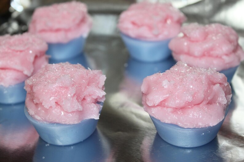 COTTON CANDY Scented 6 Pk Primitive Cupcake Wax Melts Tarts Decor Bowl Fillers Highly Scented New