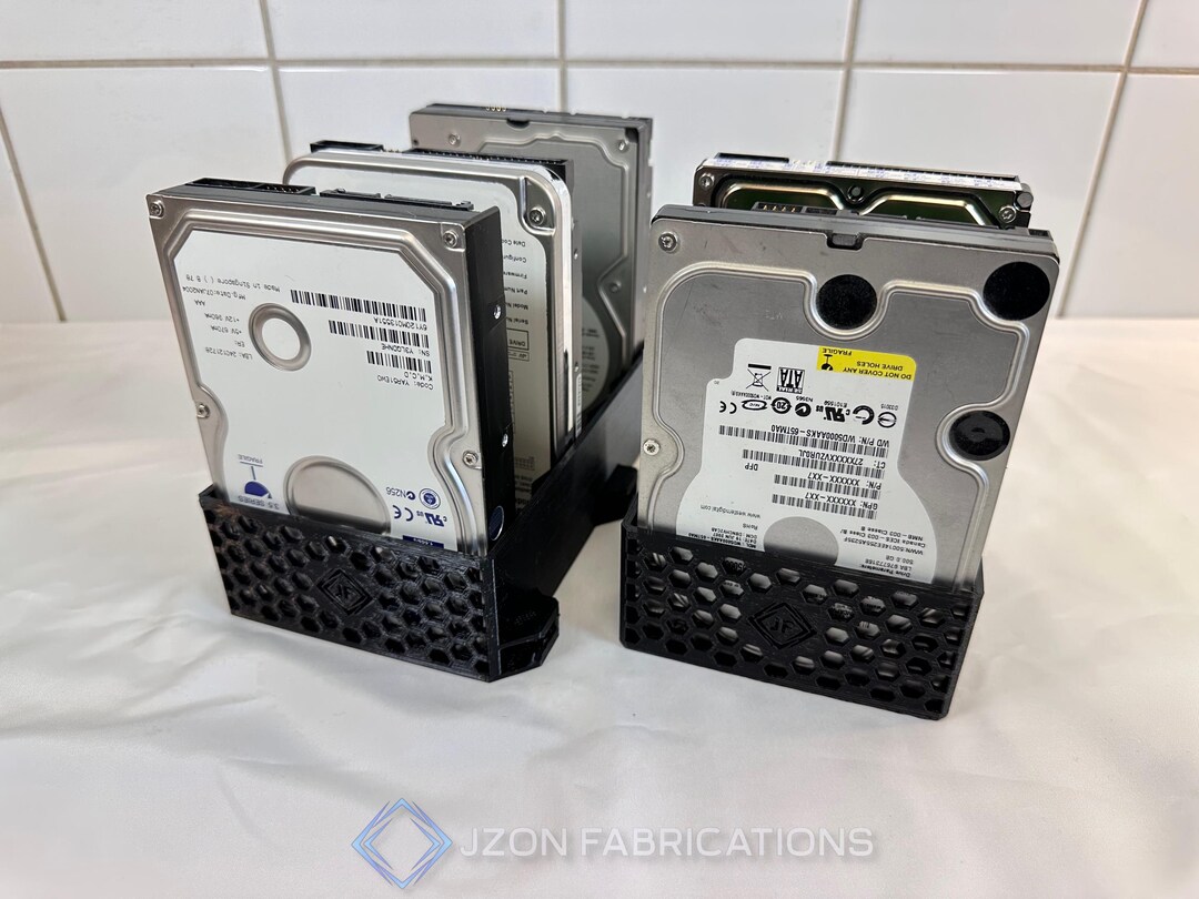 Multi‑bay HDD Storage — Open‑air 3.5