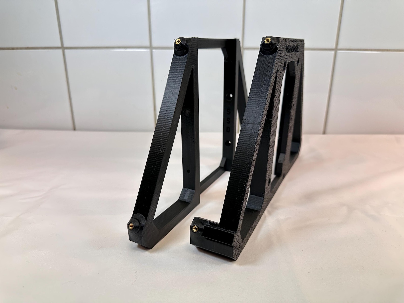 Angled Pc Dual-motherboard PC Test Bench — Angled Open‑air Parallel Workstation ...