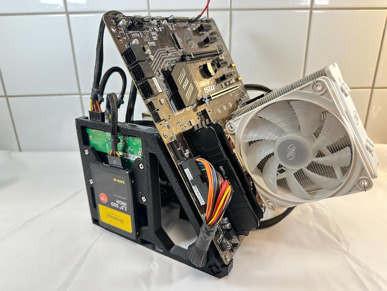 Angled Motherboard Test Bench — Open-air PC Assembly Platform, Fast ...