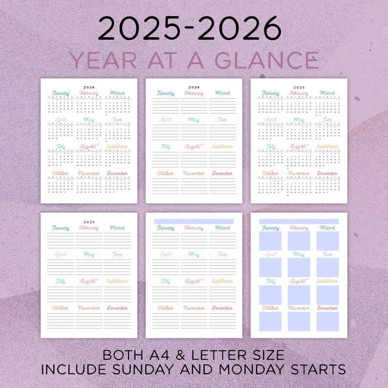 K&ouml;nnte beinhalten: Ein druckbarer Kalender f&uuml;r die Jahre 2025 und 2026. Der Kalender ist in einem Pastellfarbenschema mit hellblauen, rosa und gelben Akzenten gestaltet. Der Kalender beinhaltet sowohl Sonntag- als auch Montag-Start-Optionen. Der Text "2025-2026 Year at a Glance" ist oben auf der Seite gedruckt.