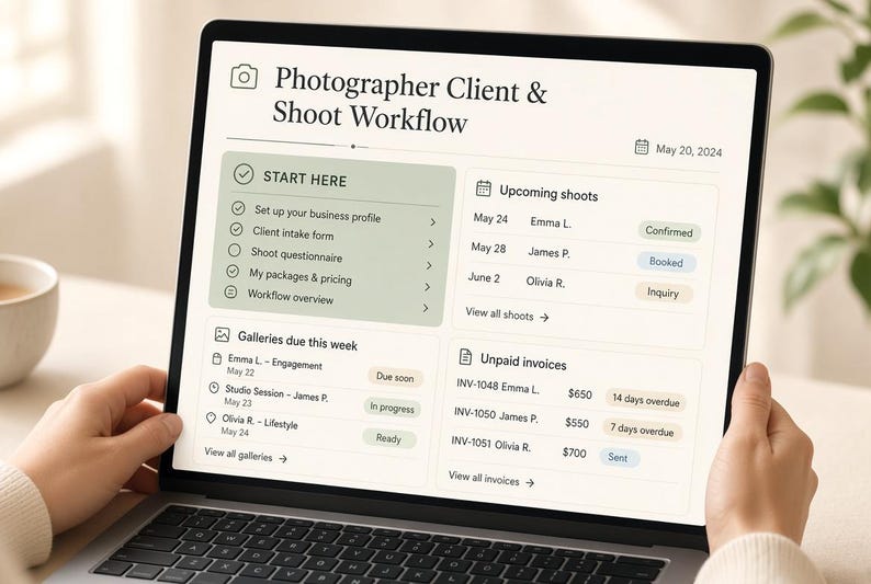 K&ouml;nnte beinhalten: Ein Laptop-Bildschirm mit einem Photographer Client & Shoot Workflow Dashboard. Die Benutzeroberfl&auml;che enth&auml;lt Bereiche f&uuml;r Start Here, Upcoming shoots, Galleries due this week und Unpaid invoices mit verschiedenen Status-Tags und Daten.