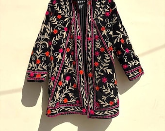 Black Suzani Velvet Kimono |Unisex Bohemian Overcoat | Traditional Kimono Jacket |Hand Embroidered Kimono | Winter Warm Kimono Overcoat