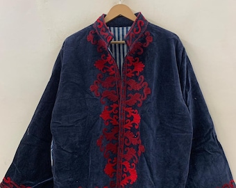 Handgefertigte Suzani bestickte Samtjacke |Gewärmter Wintermantel |Unisex Boho Jacke |Vintage Blumen Bombermantel | Ethnische Jacke |Geschenk für Sie