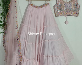 Lehenga Choli rose bébé : tenues de mariage indiennes à broderie georgette