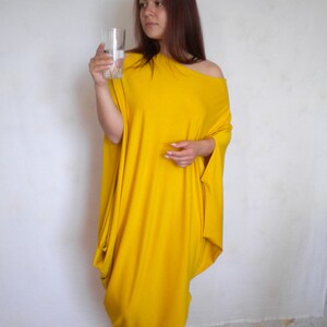 kalte Schulter drapieren Kleid, lockerer asymmetrischer übergroßer Kaftan, plus Größe schulterfreies Umstandstunika Kleid Kaftan, auf Bestellung